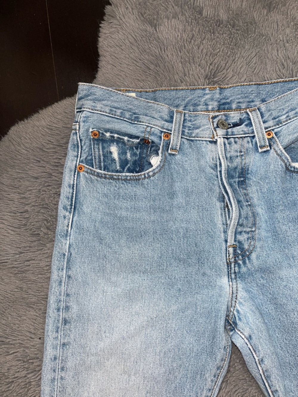 Levi's Light Blue Women's Straight Leg Jeans - Picture 2 of 8